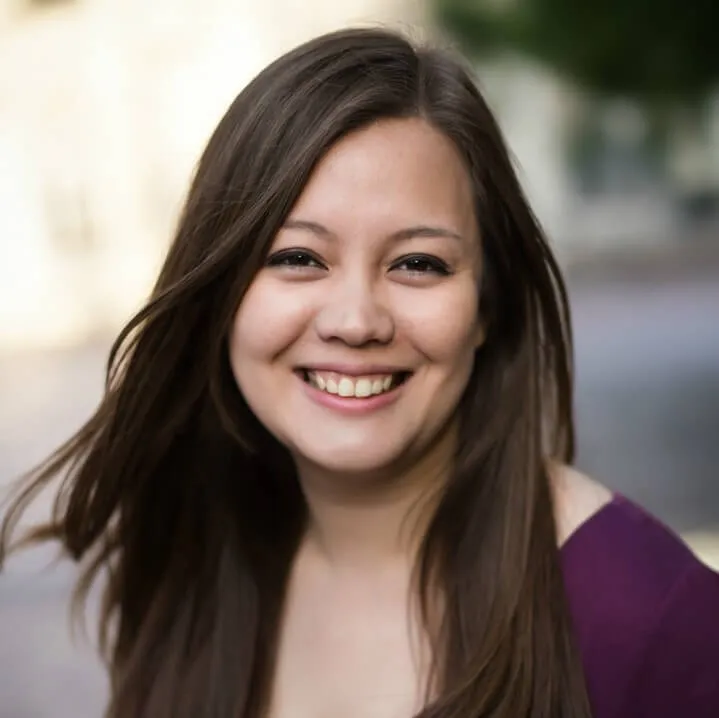 Shona Barker headshot